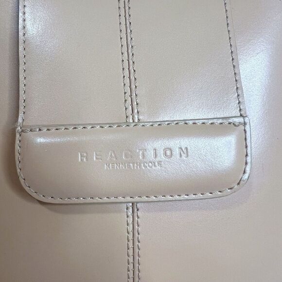 Kenneth Cole Reaction Tan Leather Structured Shoulder Bag Purse - Picture 6 of 11